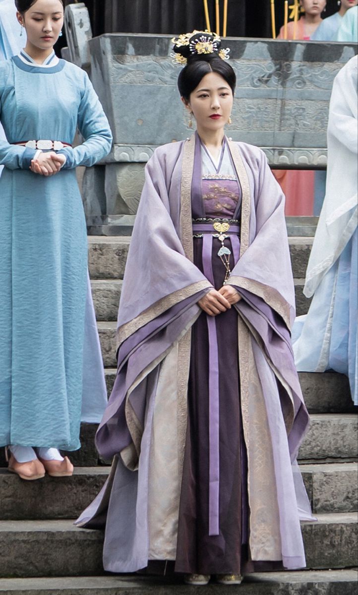 The Charm of Qizi Skirt,Hanfu Jewelry,and the Elegance of Hanfu Necklaces The Charm of Qizi Skirt,Hanfu Jewelry,and the Elegance of Hanfu Necklaces