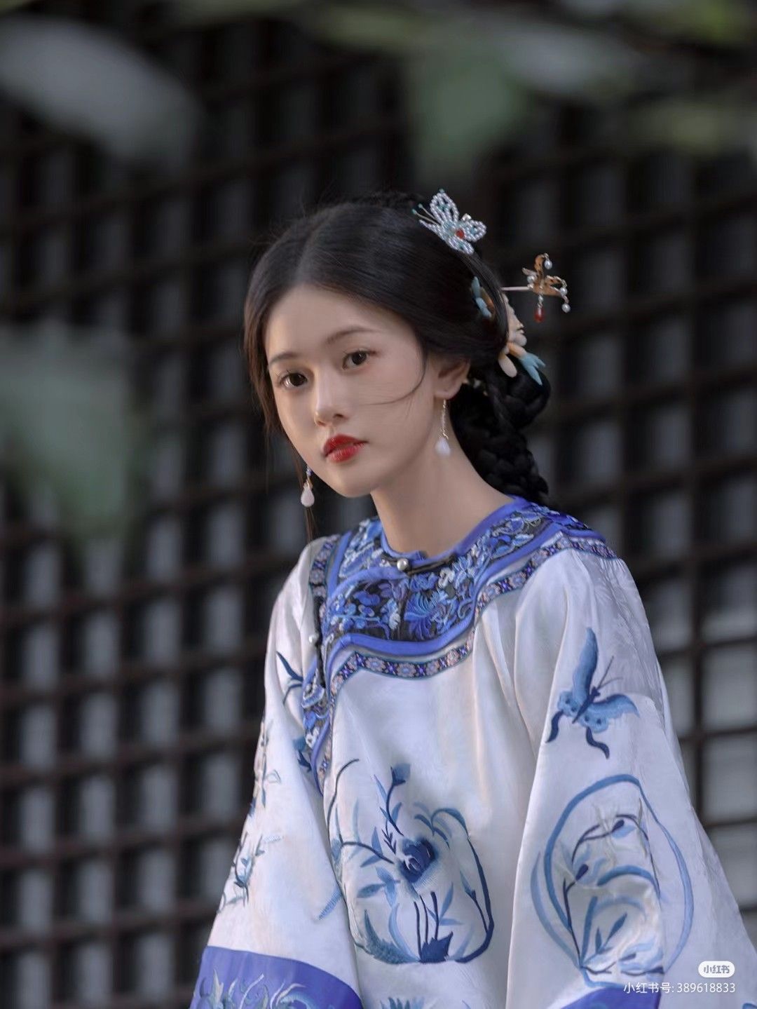 Ethereal Earrings for Cheongsam:A Guide to Stylish Perfection Ethereal Earrings for Cheongsam:A Guide to Stylish Perfection
