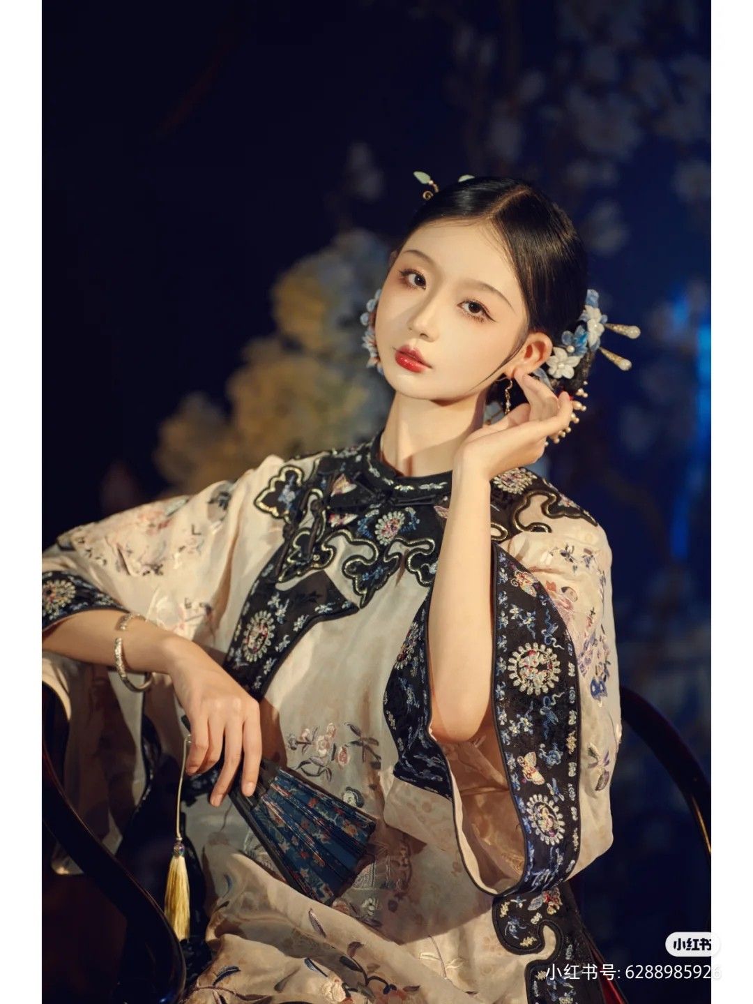 Embracing the Elegance of Cheongsam Fashion:Womens Soft-Soled High Heels at the Runway Show Embracing the Elegance of Cheongsam Fashion:Womens Soft-Soled High Heels at the Runway Show