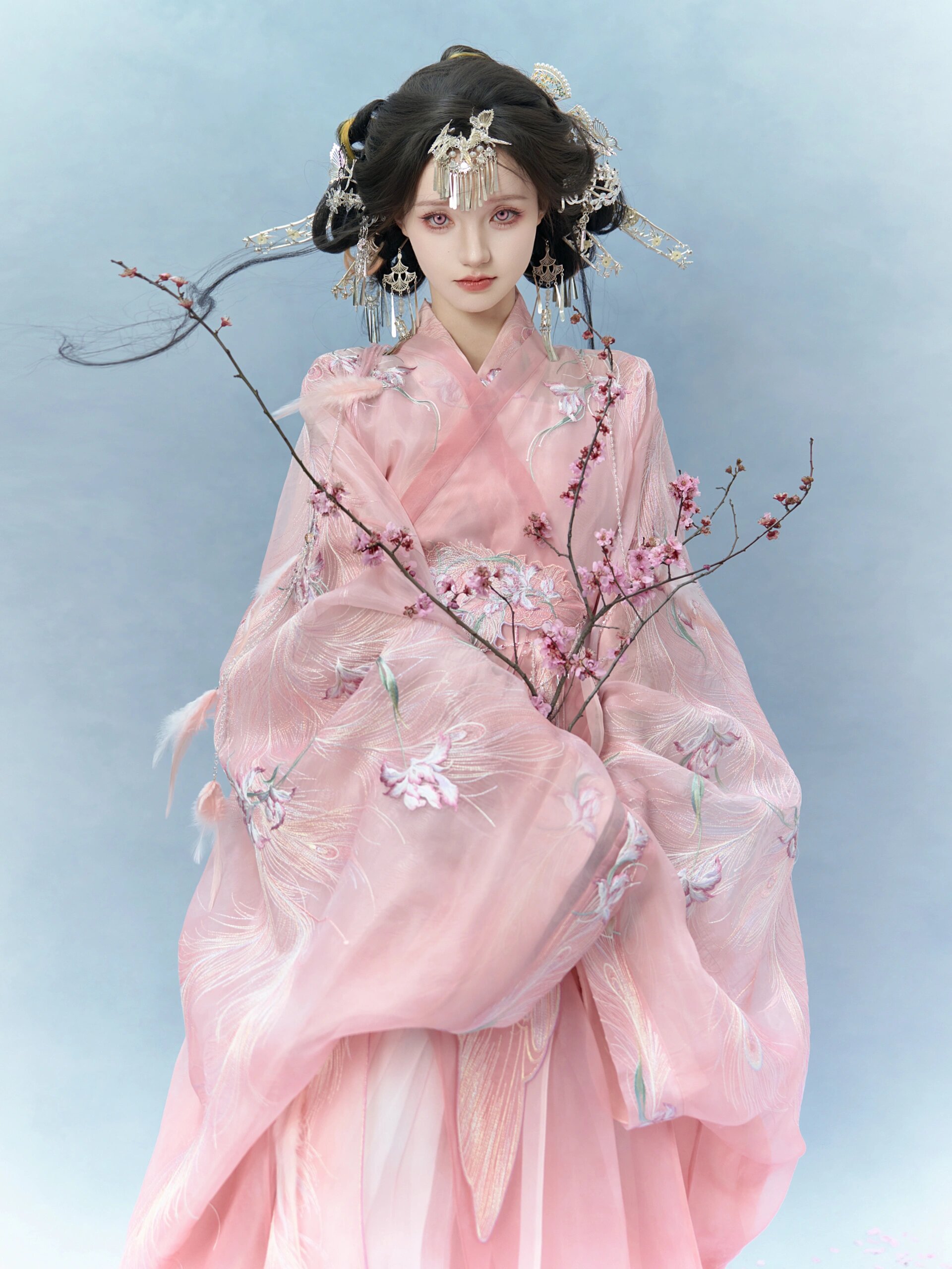 Traditional Elegance:The Rise of the Young Ladys Tang Suit Traditional Elegance:The Rise of the Young Ladys Tang Suit