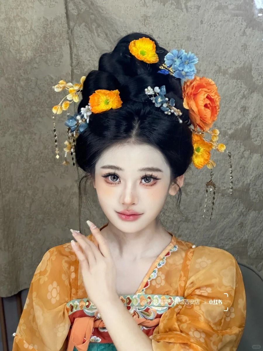 Children in Traditional Change Fairy Costumes:The Splendor of Hanfu Fashion Children in Traditional Change Fairy Costumes:The Splendor of Hanfu Fashion
