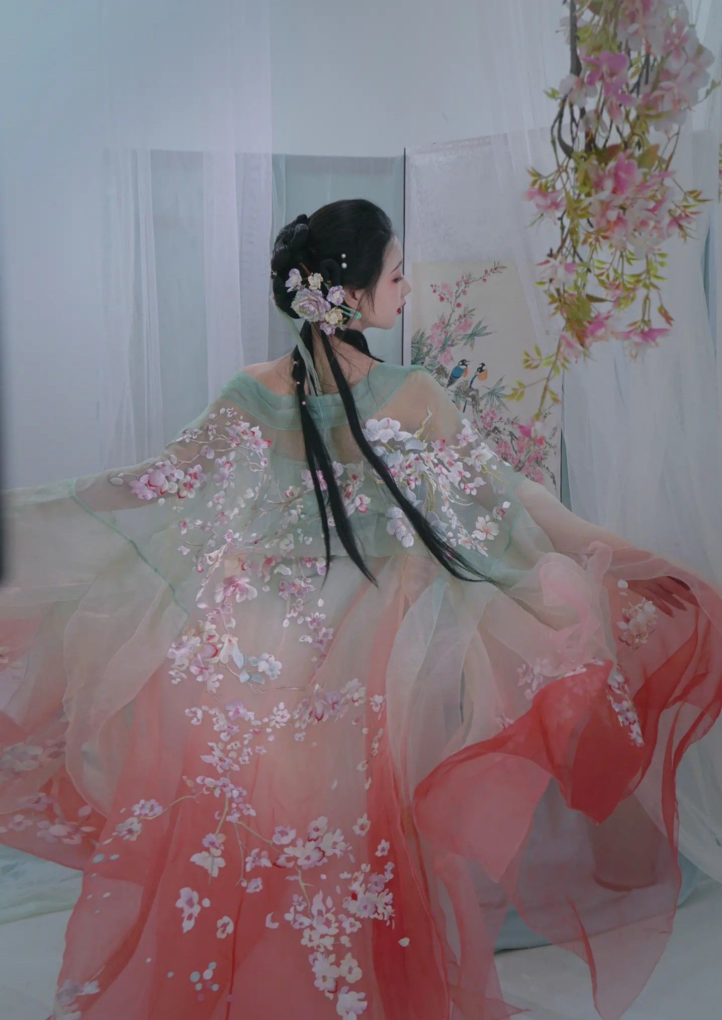 The Story of a Mermaids Tears Authentic Hanfu for the Petite The Story of a Mermaids Tears Authentic Hanfu for the Petite