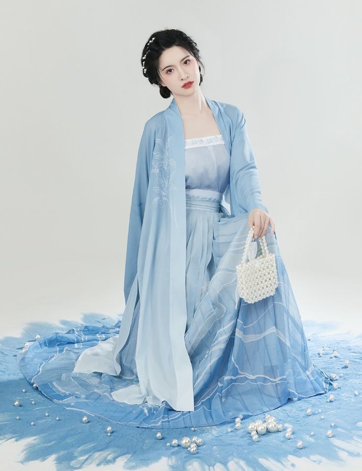 Summer Fashion Trends for Little Girls in Traditional Hanfu Chinese Costumes Summer Fashion Trends for Little Girls in Traditional Hanfu Chinese Costumes