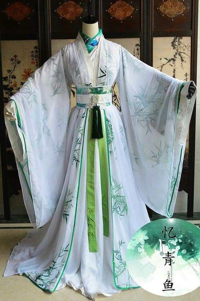 Reconstructing the Splendor of Tang-Era Hanfu:The Revival of Traditional Chinese Clothing Reconstructing the Splendor of Tang-Era Hanfu:The Revival of Traditional Chinese Clothing