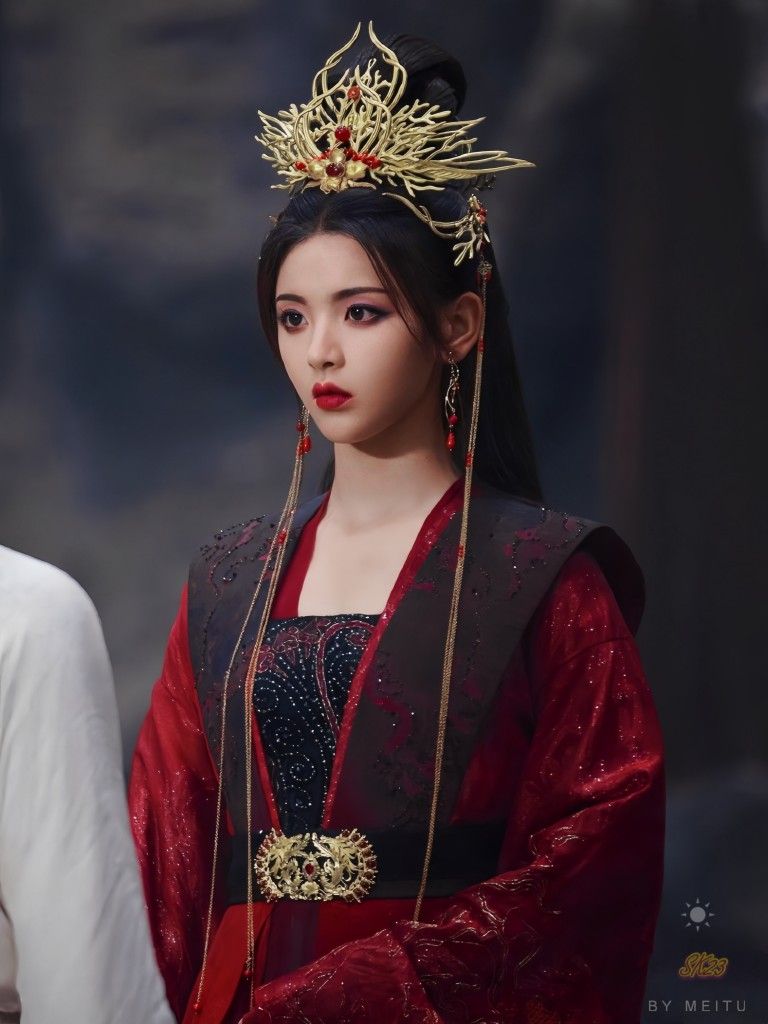 The Splendor of Hanfu Fashion in Children:A Tale of Da Qiao The Splendor of Hanfu Fashion in Children:A Tale of Da Qiao