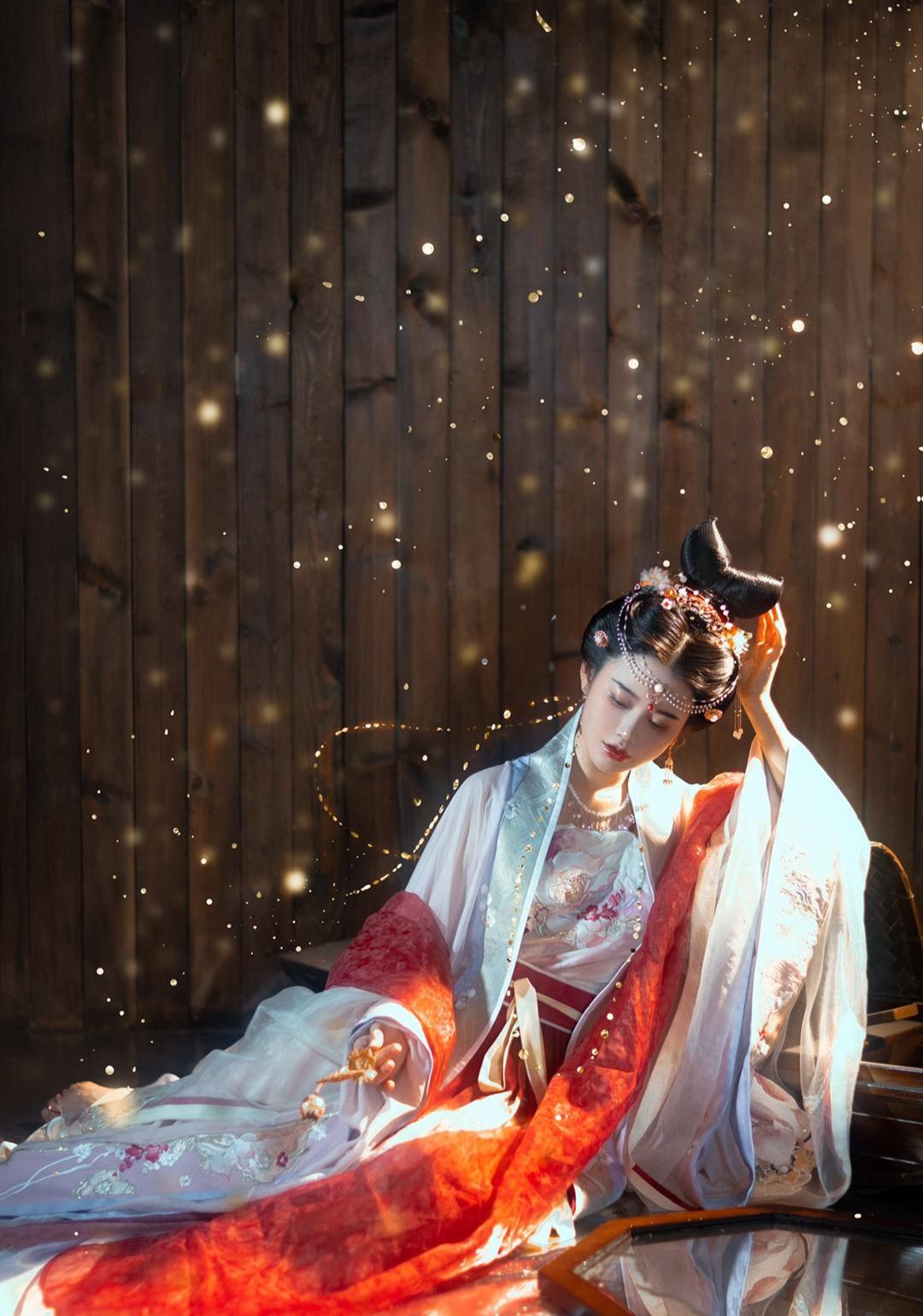 Winter Style of Girls Traditional Horseface Skirt The Charm of Traditional Chinese Dress