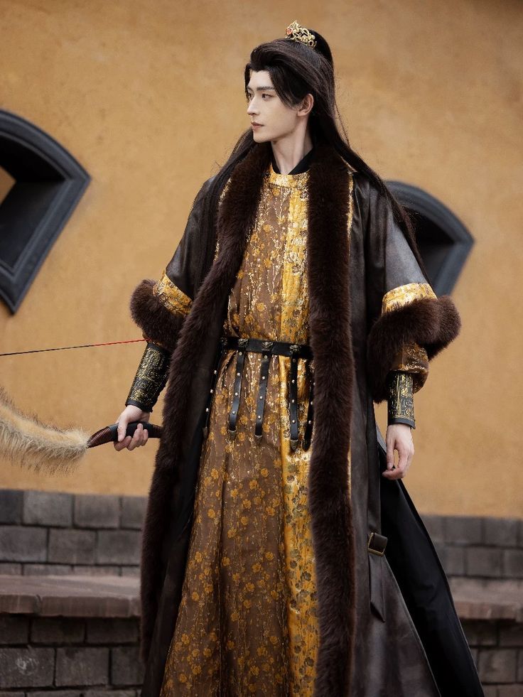 Splendid Splendor:The Story of Chang Chang Zhe Hua Hanfu Studio Splendid Splendor:The Story of Chang Chang Zhe Hua Hanfu Studio