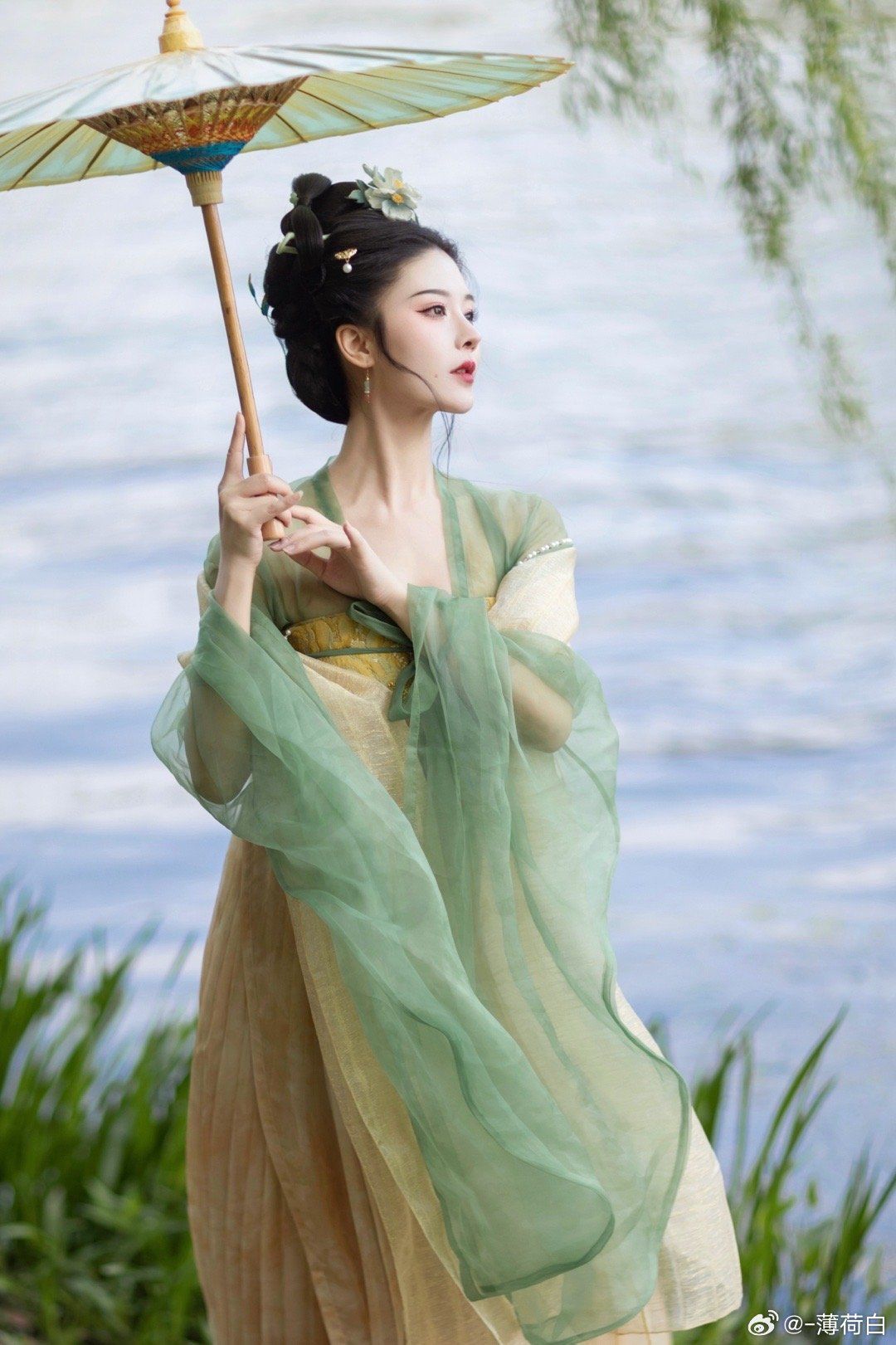 Mimi Jins Original Hanfu Fashion:A Journey into Traditional Chinese Elegance Mimi Jins Original Hanfu Fashion:A Journey into Traditional Chinese Elegance