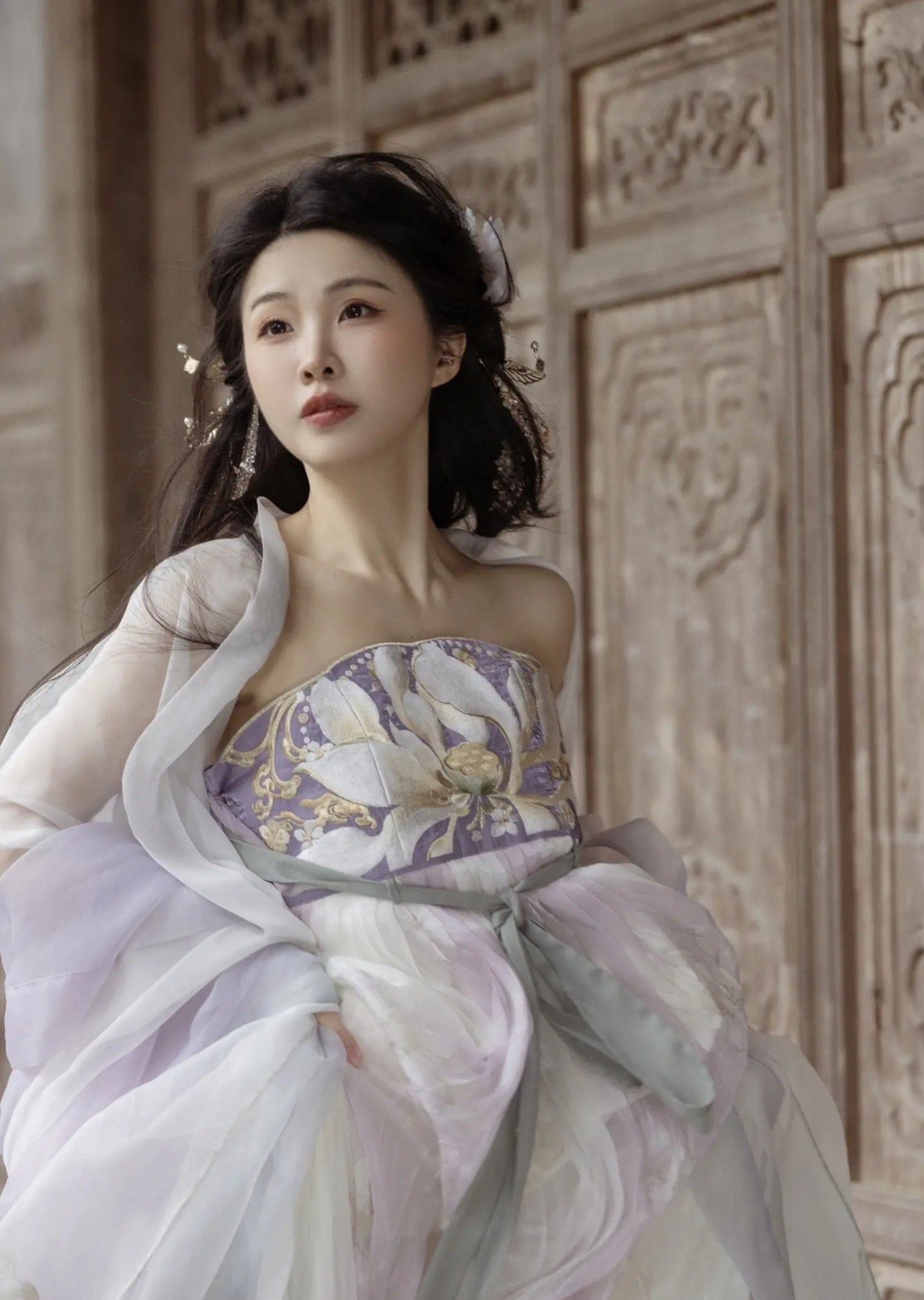 Summer Elegance in Hanfu:The Allure of Girls Traditional Chinese Dress Summer Elegance in Hanfu:The Allure of Girls Traditional Chinese Dress