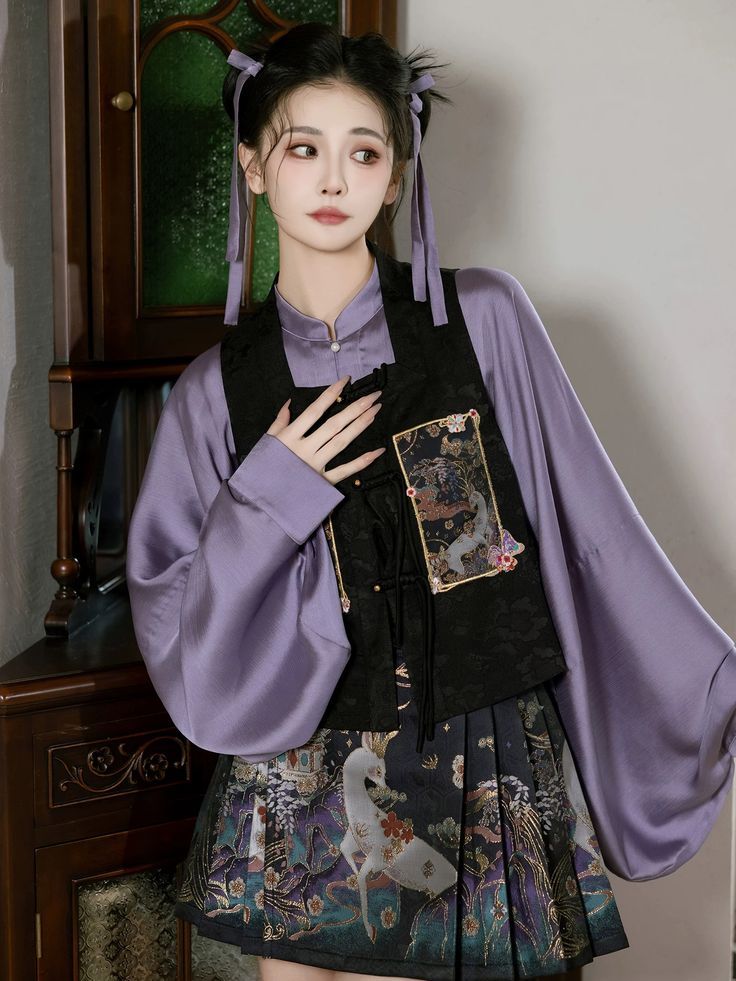 The Red Fish-Tail Cheongsam:A Blend of Tradition and Modern Elegance The Red Fish-Tail Cheongsam:A Blend of Tradition and Modern Elegance