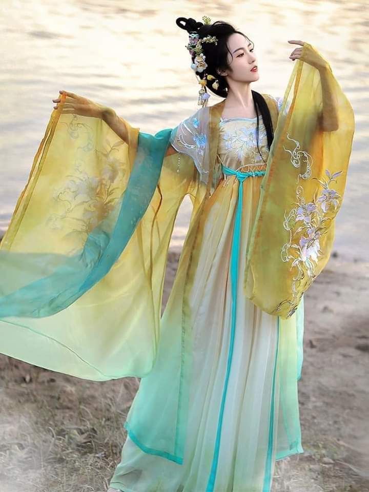 Traditional Hanfu Dance Shoes for Adults:A Guide to the Perfect Blend of Fashion and Comfort Traditional Hanfu Dance Shoes for Adults:A Guide to the Perfect Blend of Fashion and Comfort