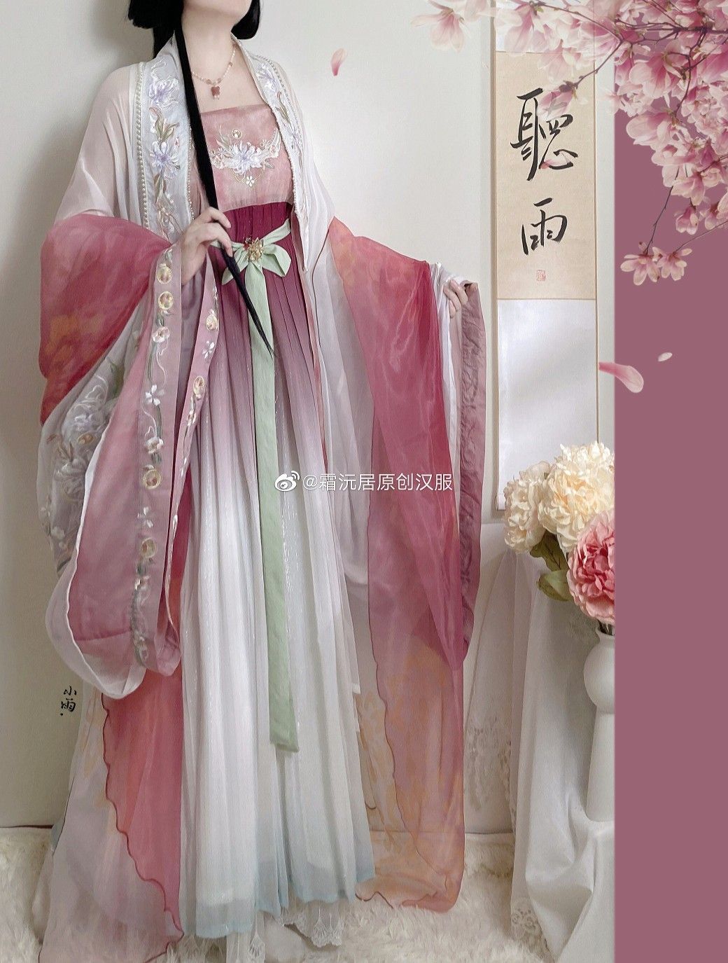 Ancient Style Hanfu for Women:A Blend of Tradition and Modernity Ancient Style Hanfu for Women:A Blend of Tradition and Modernity