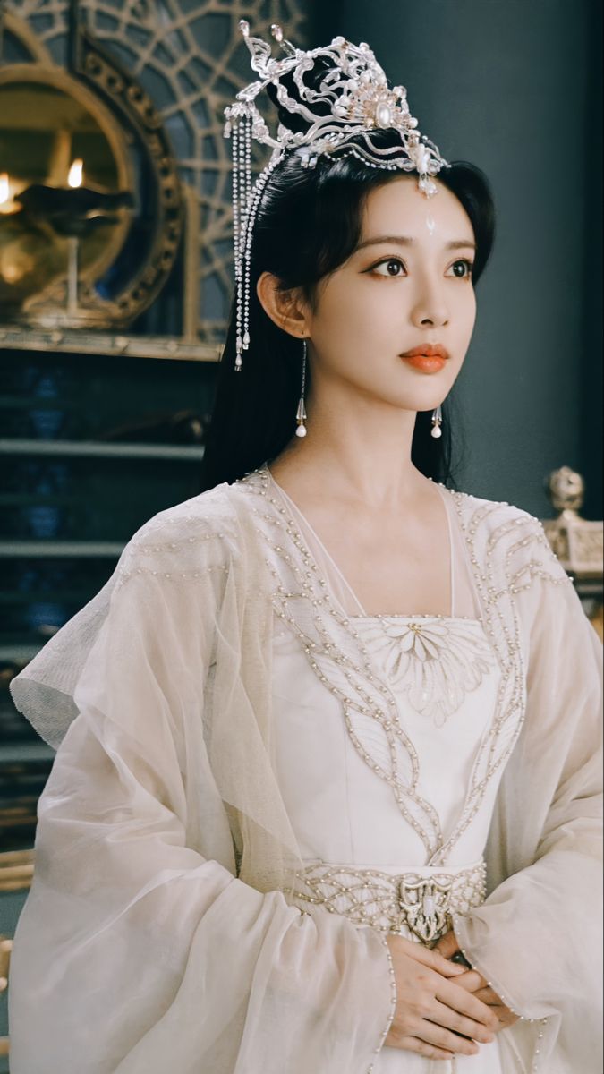 Girls Hanfu Style Jacket:A Guide to Beautiful Traditional Chinese Childrens Outerwear Girls Hanfu Style Jacket:A Guide to Beautiful Traditional Chinese Childrens Outerwear