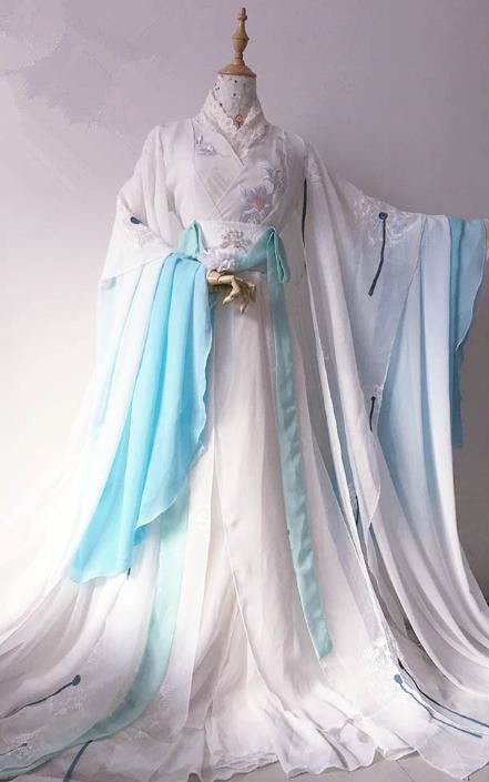 The Splendor of Ming Dynasty Hanfu:The Queens Imperial Robes The Splendor of Ming Dynasty Hanfu:The Queens Imperial Robes