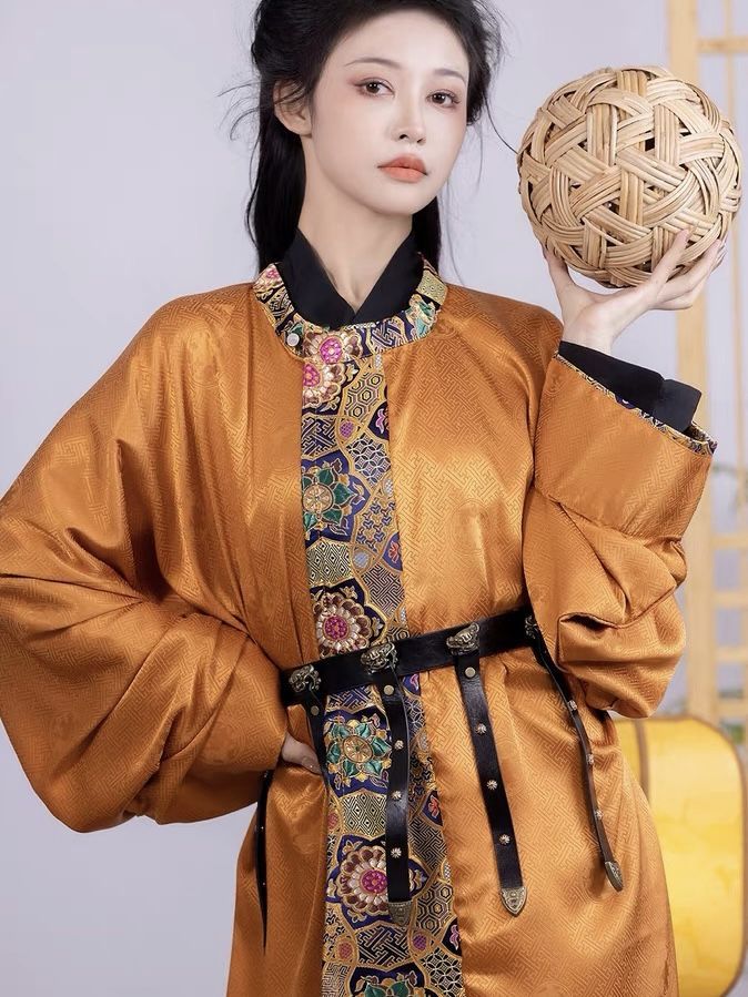 Childrens New Years Clothes:The Splendor of Hanfu Suites Childrens New Years Clothes:The Splendor of Hanfu Suites