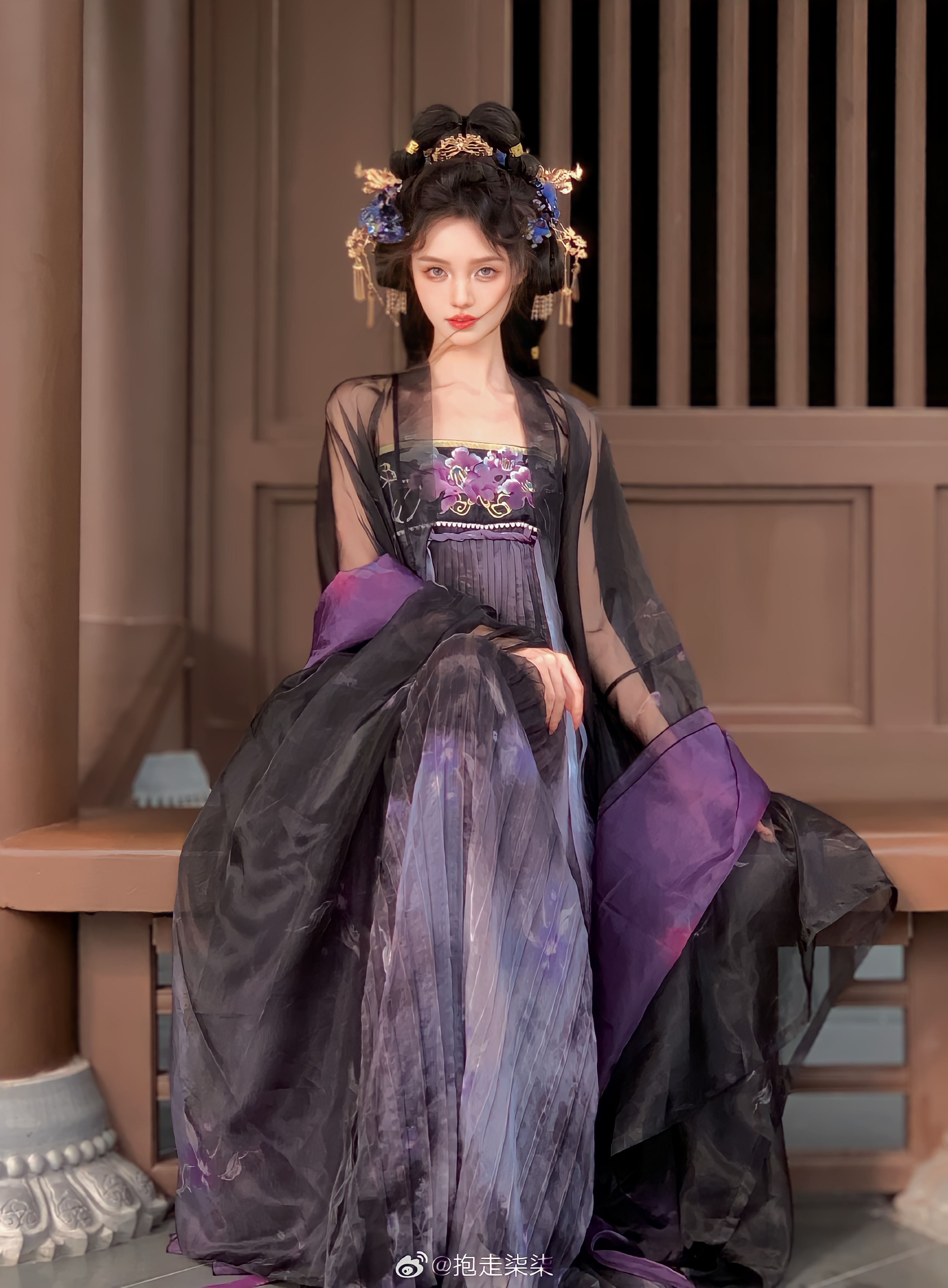 Maternity Fashion Revolution:Plus-Size Cheongsam Embracing the Beauty of Pregnant Women Maternity Fashion Revolution:Plus-Size Cheongsam Embracing the Beauty of Pregnant Women