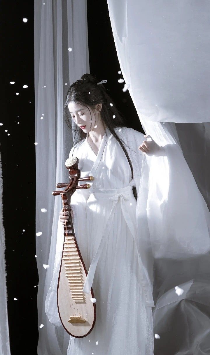 Siku Liang Qipao Shop:A Glimpse into the World of Traditional Chinese Elegance Siku Liang Qipao Shop:A Glimpse into the World of Traditional Chinese Elegance