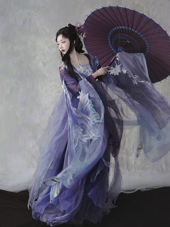 Maternal-Child Couture:The Elegance of Mother-Daughter Qipao Skirts Maternal-Child Couture:The Elegance of Mother-Daughter Qipao Skirts
