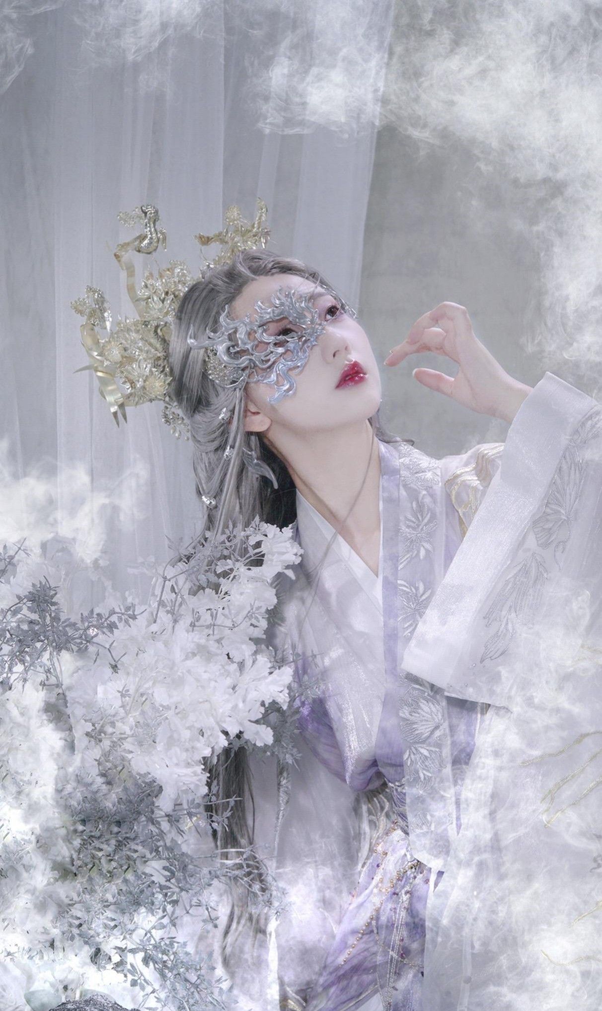 Glowing Firefly Original Hanfu:The Enchantment of Traditional Chinese Fashion Glowing Firefly Original Hanfu:The Enchantment of Traditional Chinese Fashion