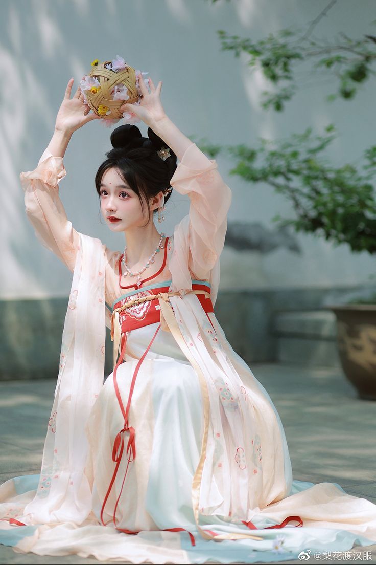 The Art of Traditional Hanfu Hairstyles for Adults:Creating the Perfect Hair Buns The Art of Traditional Hanfu Hairstyles for Adults:Creating the Perfect Hair Buns