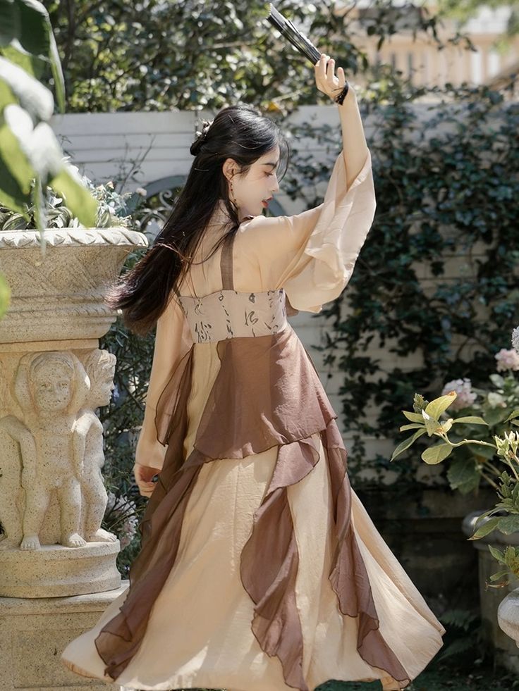 Original Summer Hanfu:Unveiling the Essence of Traditional Chinese Fashion