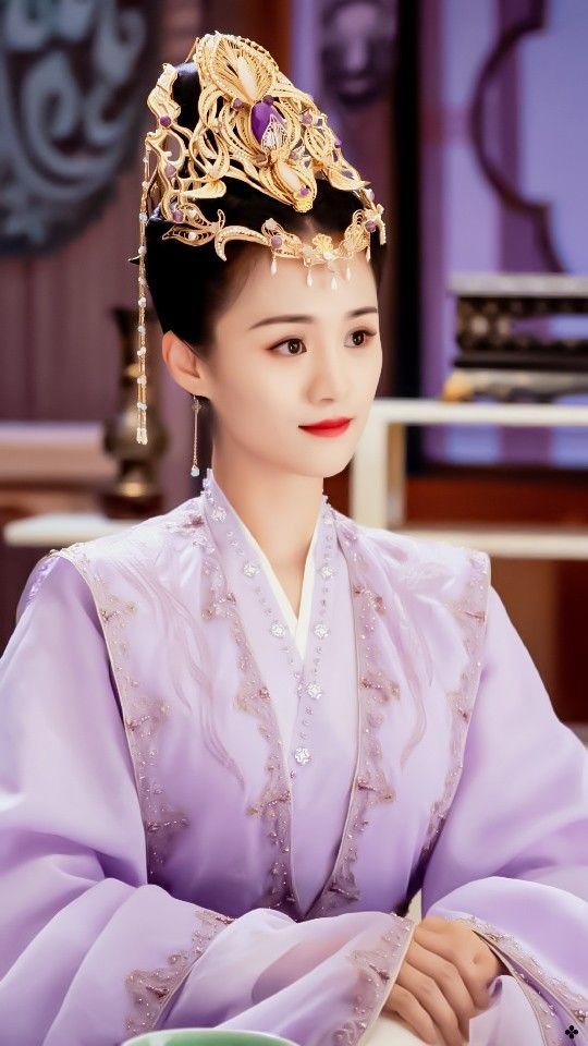 Students Qipao Style:Exploring the Elegance of Siting Si Students Qipao Style:Exploring the Elegance of Siting Si