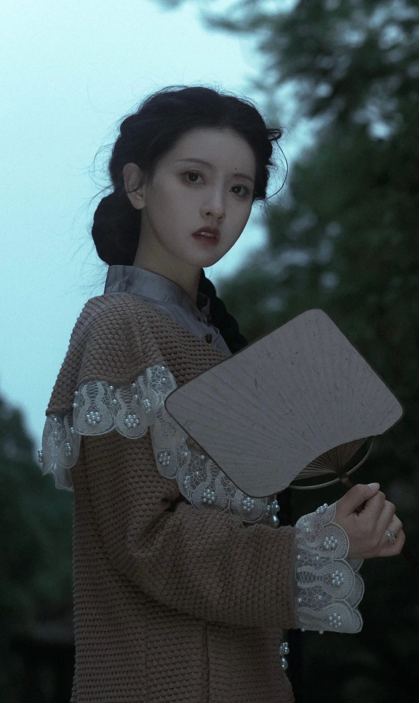 The Rise of Hanfu Fashion:A Girls Journey into the World of Traditional Chinese童装 The Rise of Hanfu Fashion:A Girls Journey into the World of Traditional Chinese童装