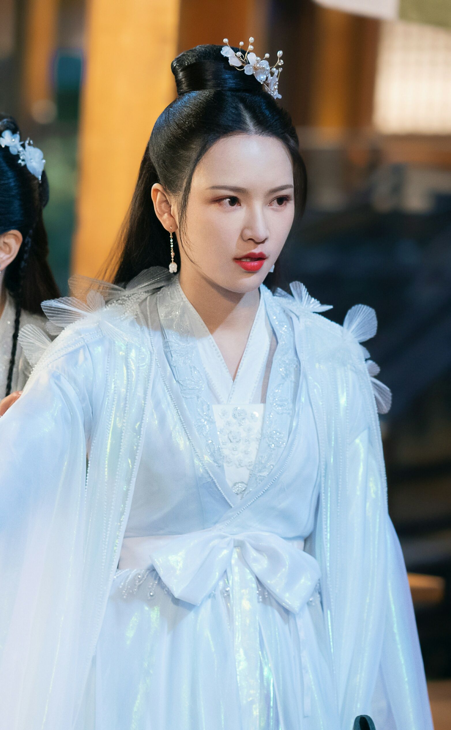 Ethereal Hanfu Ear坠,Ancient Charm and Modern Revival Ethereal Hanfu Ear坠,Ancient Charm and Modern Revival