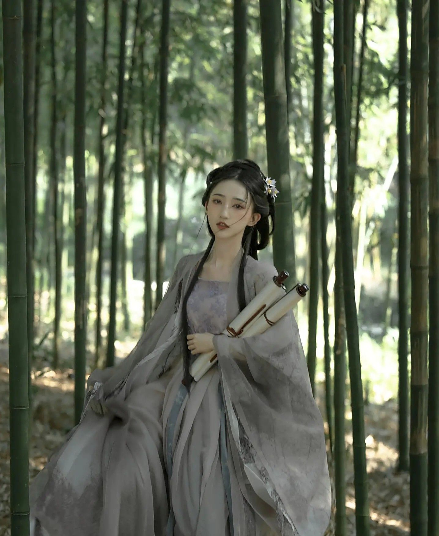 The Elegance of Window-Frame Cheongsam:A Cultural Journey Through Traditional Chinese Clothing The Elegance of Window-Frame Cheongsam:A Cultural Journey Through Traditional Chinese Clothing