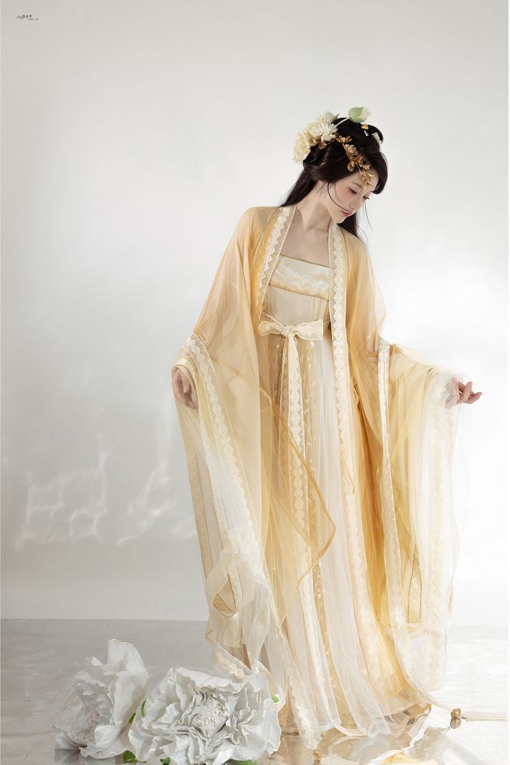 The Enchanting Beauty of Hanfu Half-Face Masks:A Cultural Exploration