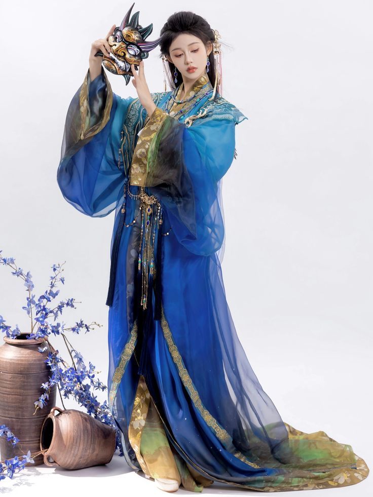Chuanghua Pavilion:The Original Hanfu Fashion Experience Chuanghua Pavilion:The Original Hanfu Fashion Experience