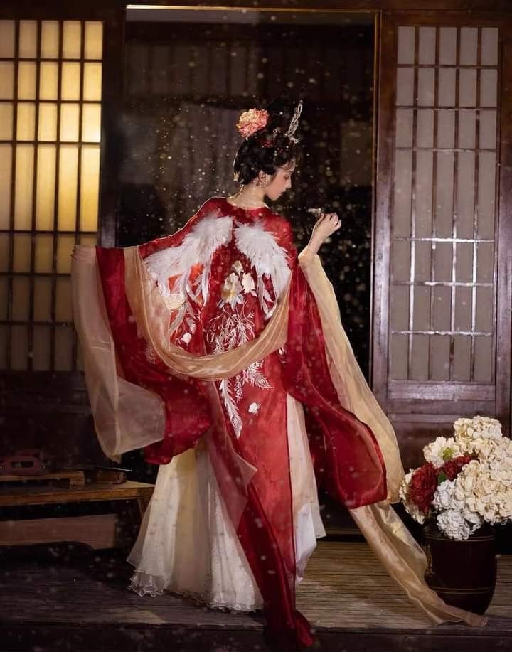 Ancient Hair Styling Accessories for Girls:The Allure of Traditional Chinese Hairpins Ancient Hair Styling Accessories for Girls:The Allure of Traditional Chinese Hairpins