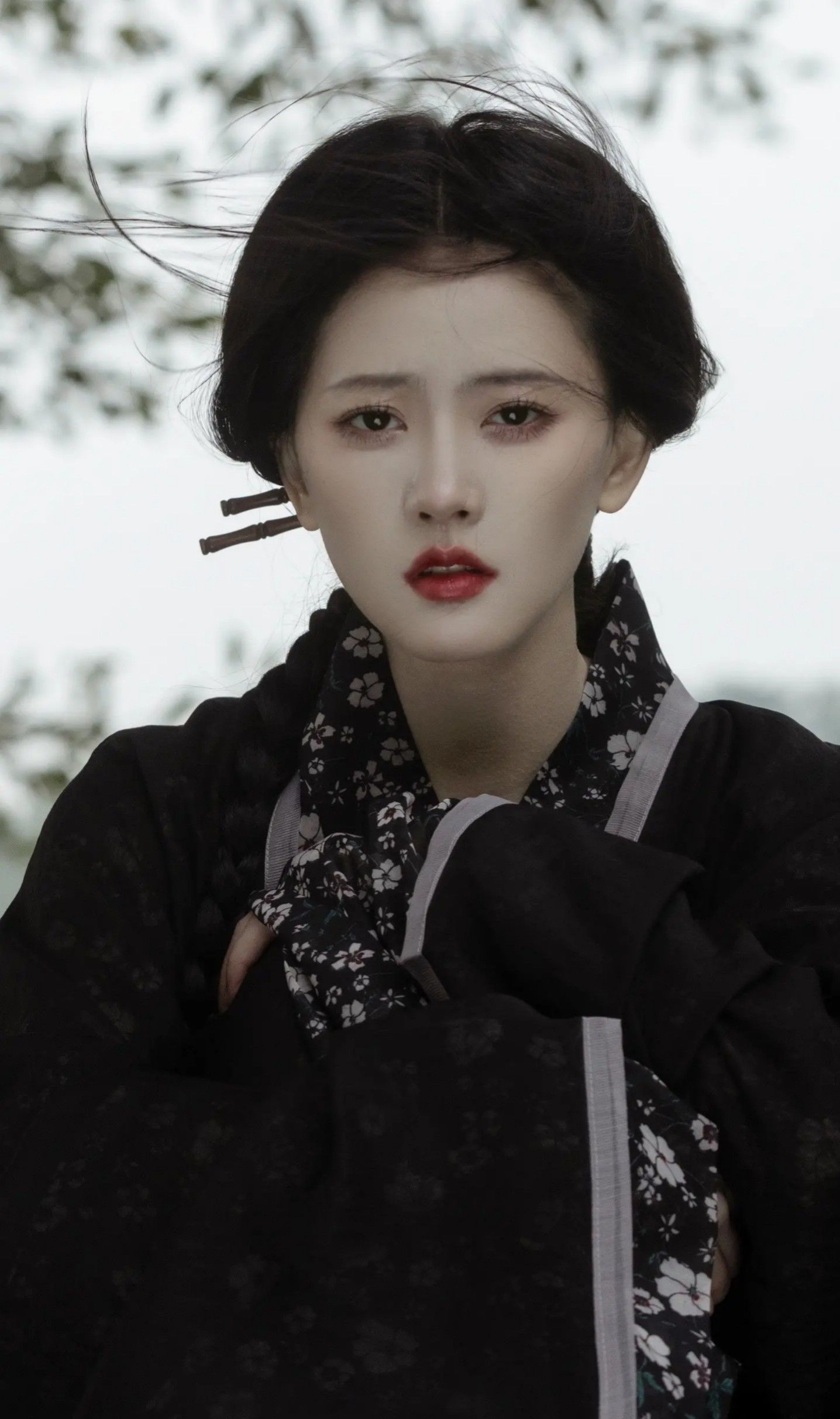The Revival of Traditional Chinese Hanfu Overcoat:Embracing the Essence of Eastern Elegance The Revival of Traditional Chinese Hanfu Overcoat:Embracing the Essence of Eastern Elegance