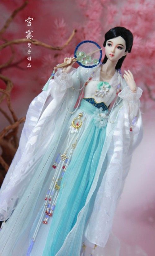 The Splendor of Red Elastic Band Hanfu:A Journey into Traditional Chinese Fashion The Splendor of Red Elastic Band Hanfu:A Journey into Traditional Chinese Fashion