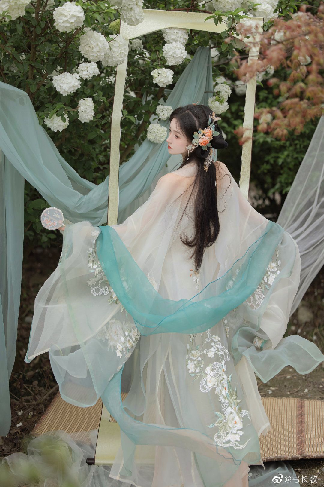 Reinventing the Cheongsam:Summer 2024 Fashion Trends for Womens Qipao Reinventing the Cheongsam:Summer 2024 Fashion Trends for Womens Qipao