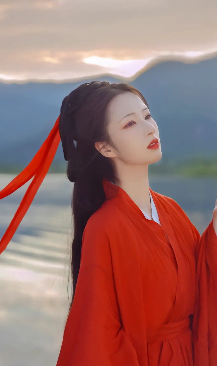 The Rise of Cheongsam among Students during the Republic of China Era The Rise of Cheongsam among Students during the Republic of China Era