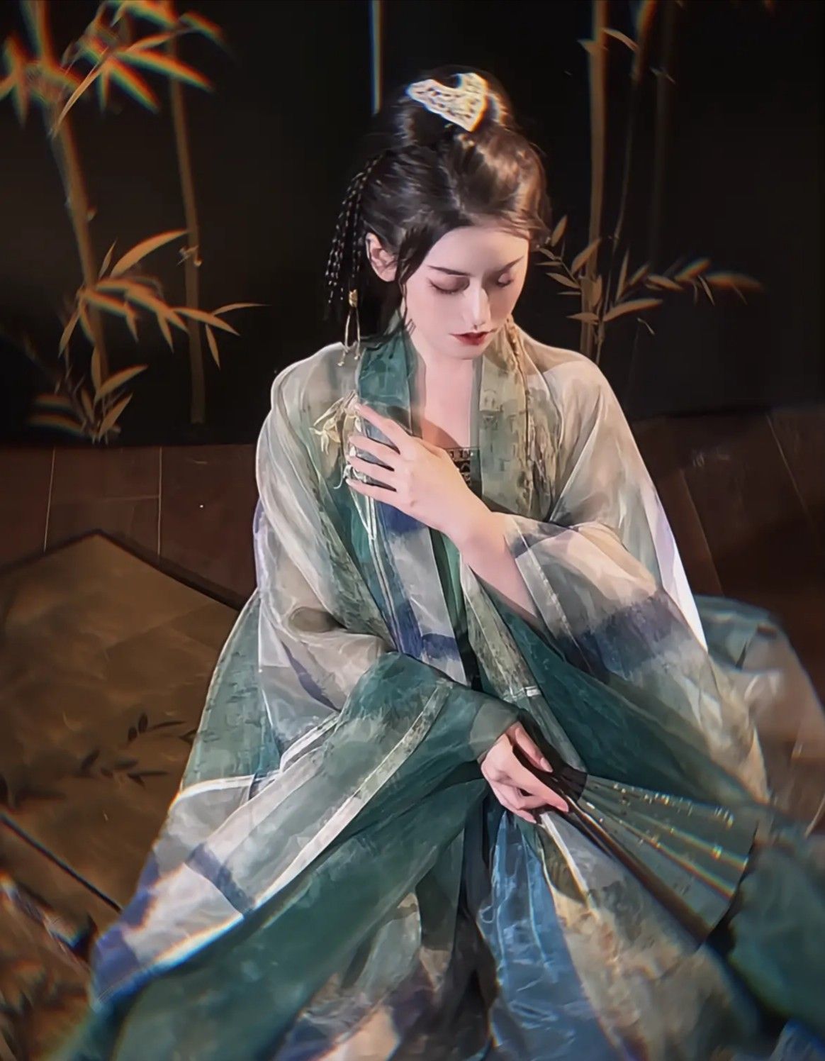 The Allure of Gu Ailings Cheongsam Style:A Closer Look into the Fashion Trend The Allure of Gu Ailings Cheongsam Style:A Closer Look into the Fashion Trend