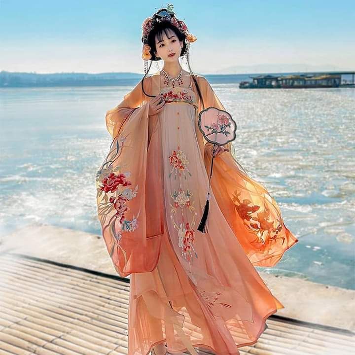 The Splendor of Silk Satin Horseface Skirt:A Closer Look at Traditional Beauty The Splendor of Silk Satin Horseface Skirt:A Closer Look at Traditional Beauty