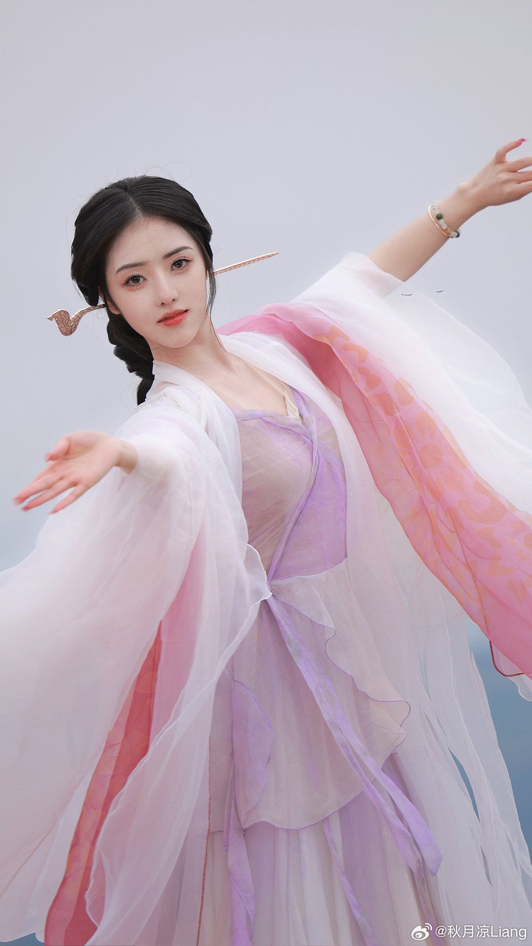 Cat Couture:Traditional New Year Tang Costumes for Feline Friends Cat Couture:Traditional New Year Tang Costumes for Feline Friends