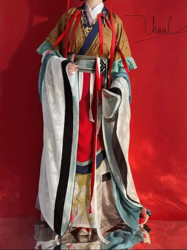 The Charm of Hanfu Strappy Dress Sets The Charm of Hanfu Strappy Dress Sets