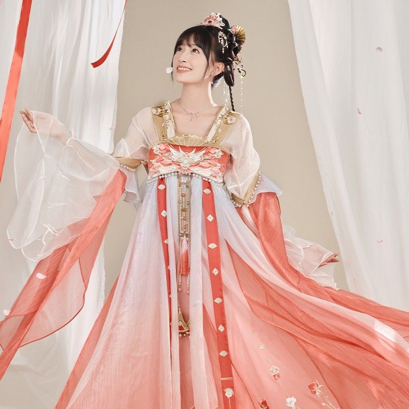 Winter Princess:The Fusion of Traditional Hanfu with Modern Little Princess Winter Coats Winter Princess:The Fusion of Traditional Hanfu with Modern Little Princess Winter Coats
