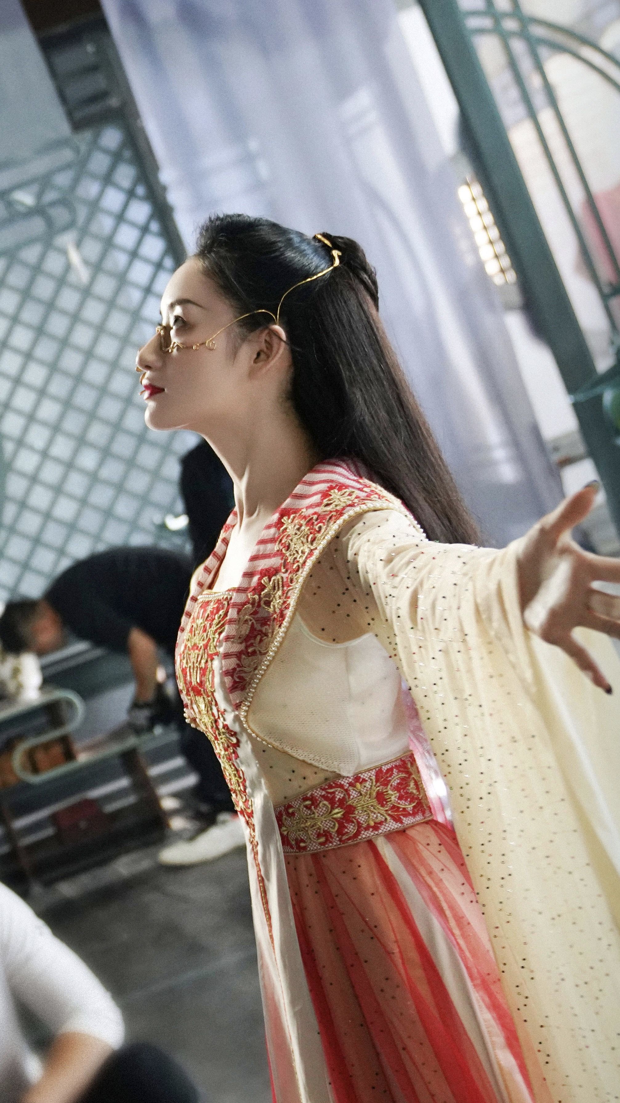 Winter Elegance of Tang-Style Hanfu for Women Winter Elegance of Tang-Style Hanfu for Women