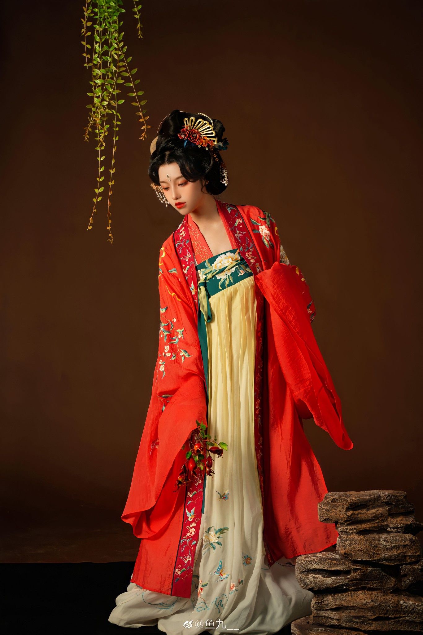 Adult Winter Horseface Skirt Ensemble A Fashion Statement with Traditional Charm Adult Winter Horseface Skirt Ensemble A Fashion Statement with Traditional Charm