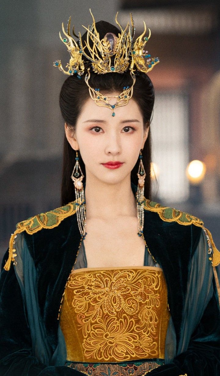 The Elegance of Hanfu Accessories:The Waistband of Traditional Chinese Beauty The Elegance of Hanfu Accessories:The Waistband of Traditional Chinese Beauty