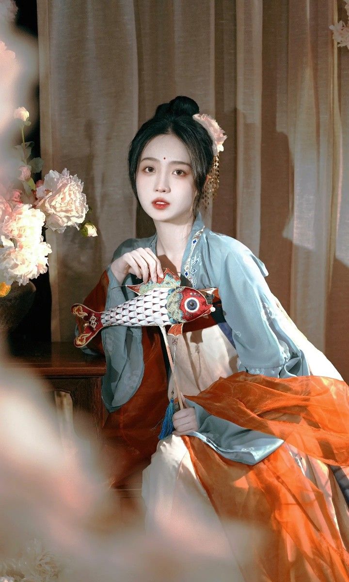 Rabbit-Inspired Ming-Style Hanfu:A Blend of Traditional Elegance and Modern Charm Rabbit-Inspired Ming-Style Hanfu:A Blend of Traditional Elegance and Modern Charm
