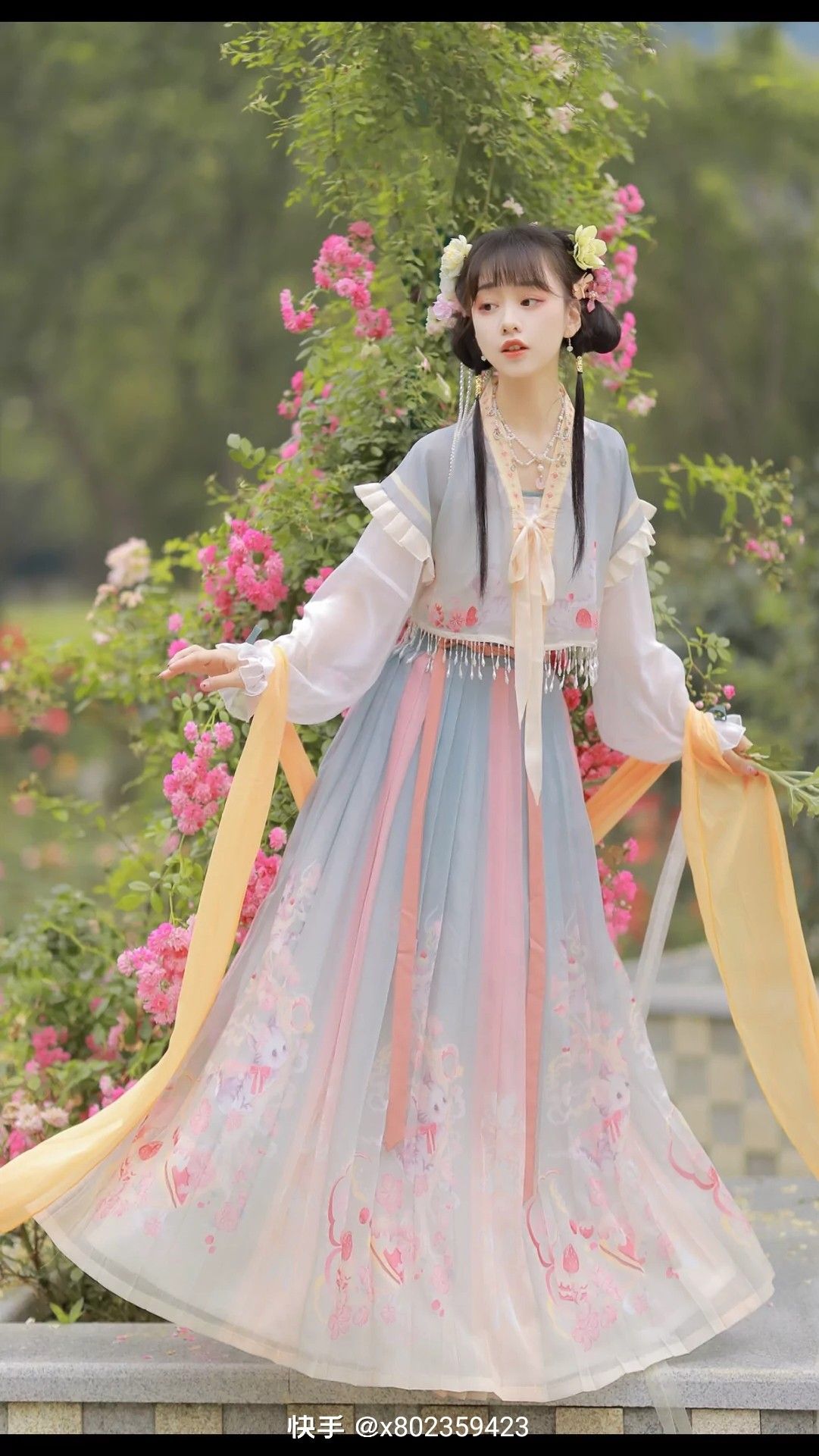 Qipao-Inspired Girls Fashion:A Glimpse into Chinese Ethereal Beauty Qipao-Inspired Girls Fashion:A Glimpse into Chinese Ethereal Beauty