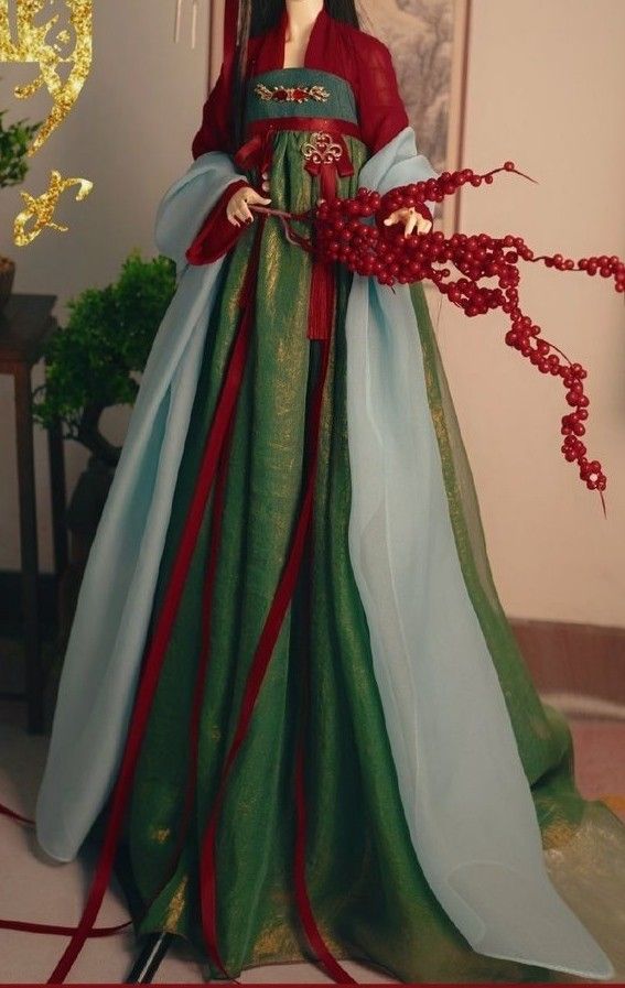 Summer Hanfu Fashion:A Guide to Traditional Chinese Clothing Summer Hanfu Fashion:A Guide to Traditional Chinese Clothing