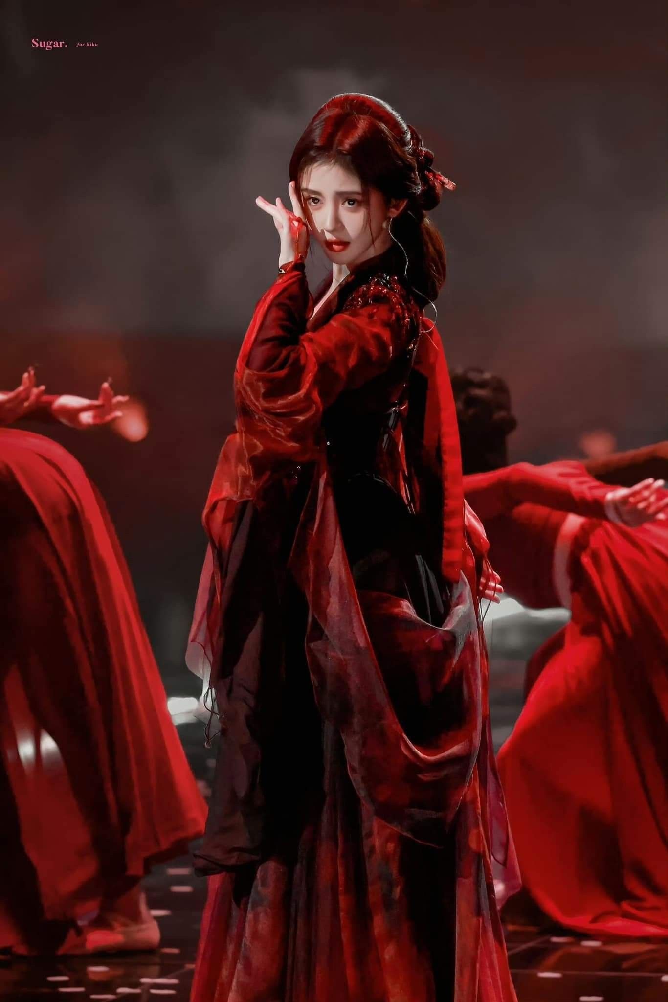 Ancient Girls Traditional Chinese Hanfu Costume:A Summer Tale of Cultural Heritage Ancient Girls Traditional Chinese Hanfu Costume:A Summer Tale of Cultural Heritage