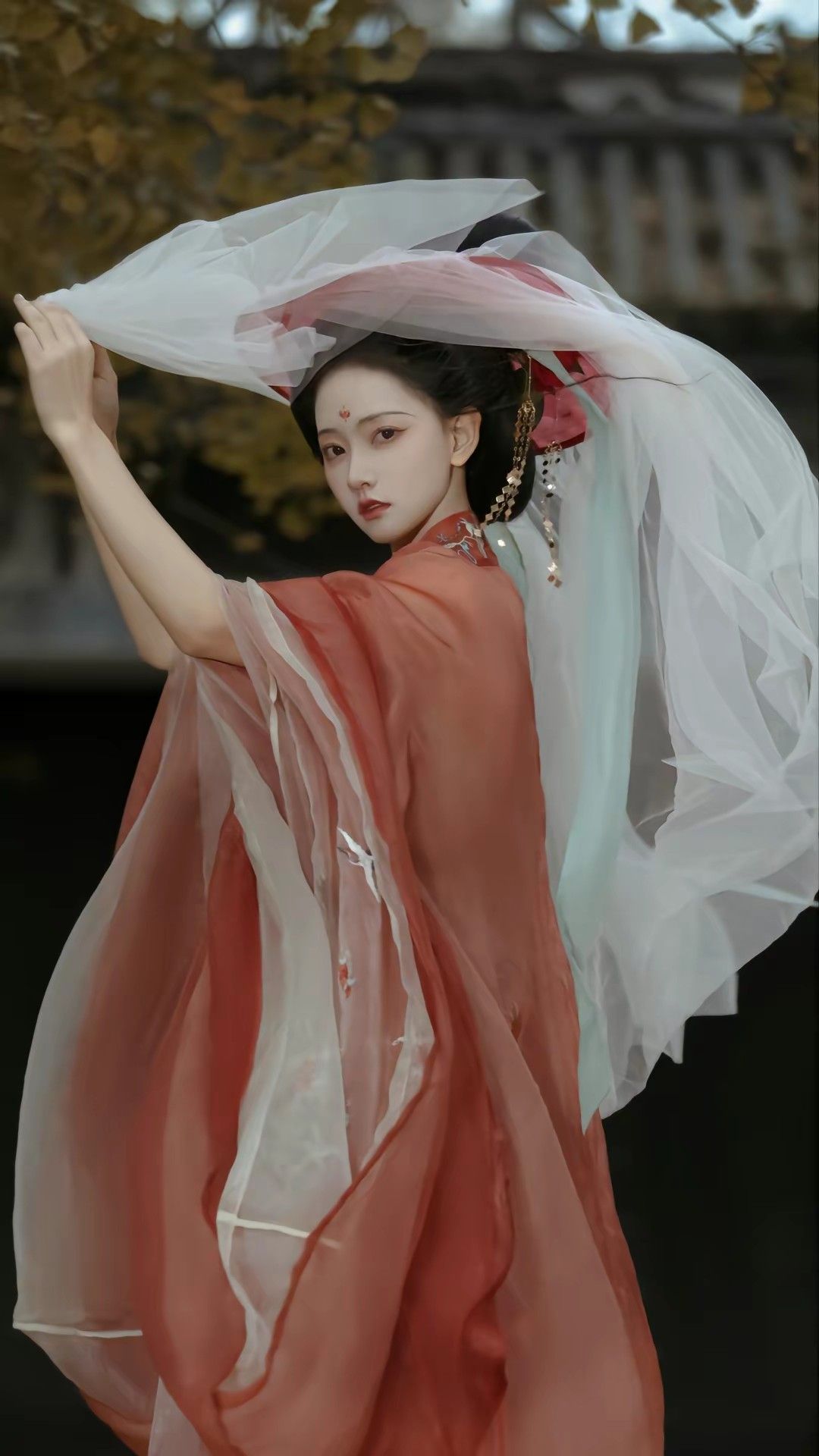 Slim-Fit Cardigan Cheongsam:A Modern Twist on a Traditional Elegance Slim-Fit Cardigan Cheongsam:A Modern Twist on a Traditional Elegance