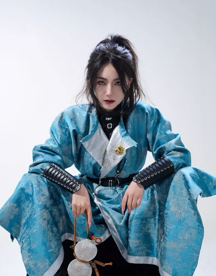 The Allure of Dominant Hanfu:A Cool and Detached Fashion Statement The Allure of Dominant Hanfu:A Cool and Detached Fashion Statement